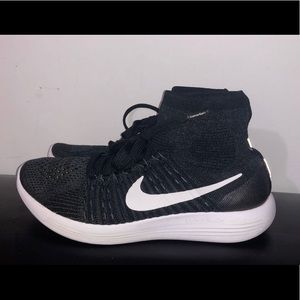 NIKE LUNAR EPIC FLYKNITS